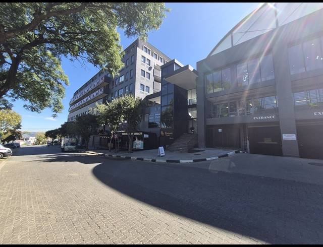 18M² OFFICE TO LET IN ROSEBANK